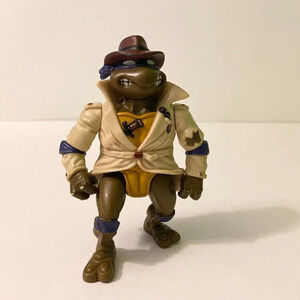 Vintage 1990 Teenage Mutant Ninja Turtle Undercover Donatello TMNT Action Figure